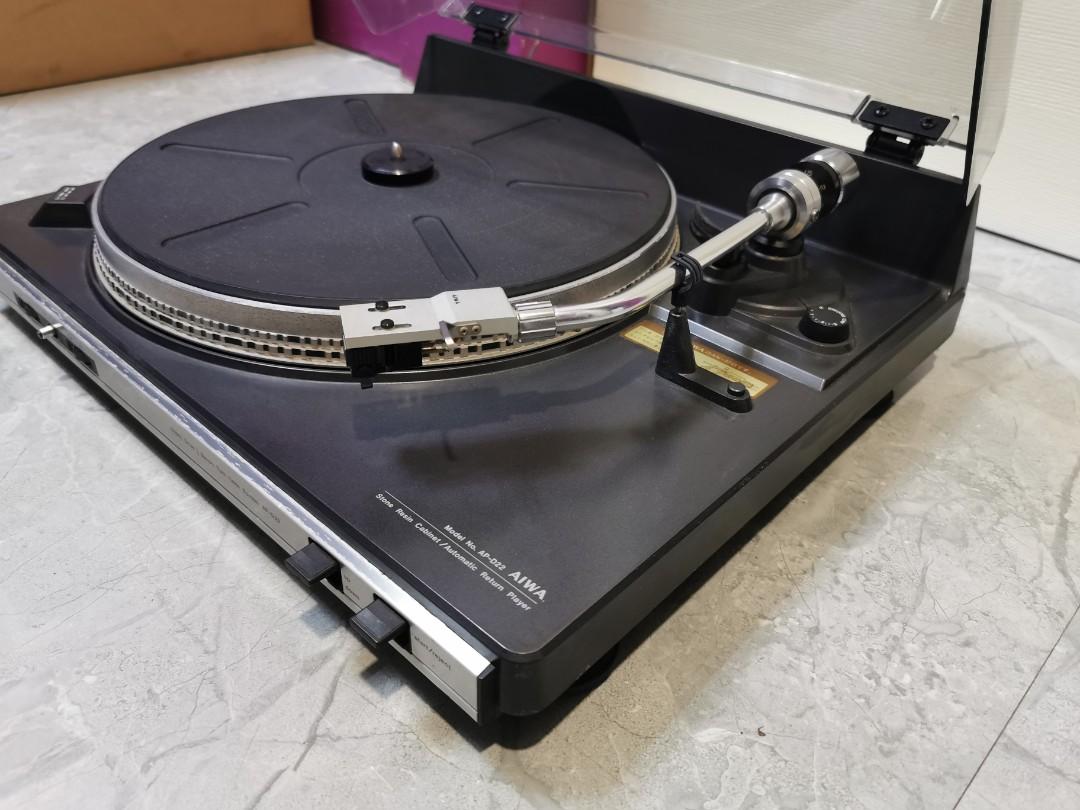Aiwa AP-D22 direct drive turntable (Category: Portable Music Players) located in Caloocan City. Submitted by Lan_cab (Listing ID 1059249805, Image 3). Description: AIWA AP-D22 turntable Direct drive Semi automatic All original Good working condition Made in japan Ac 100v P 6,800 issue: 8/10 cosmetics strobe light busted.