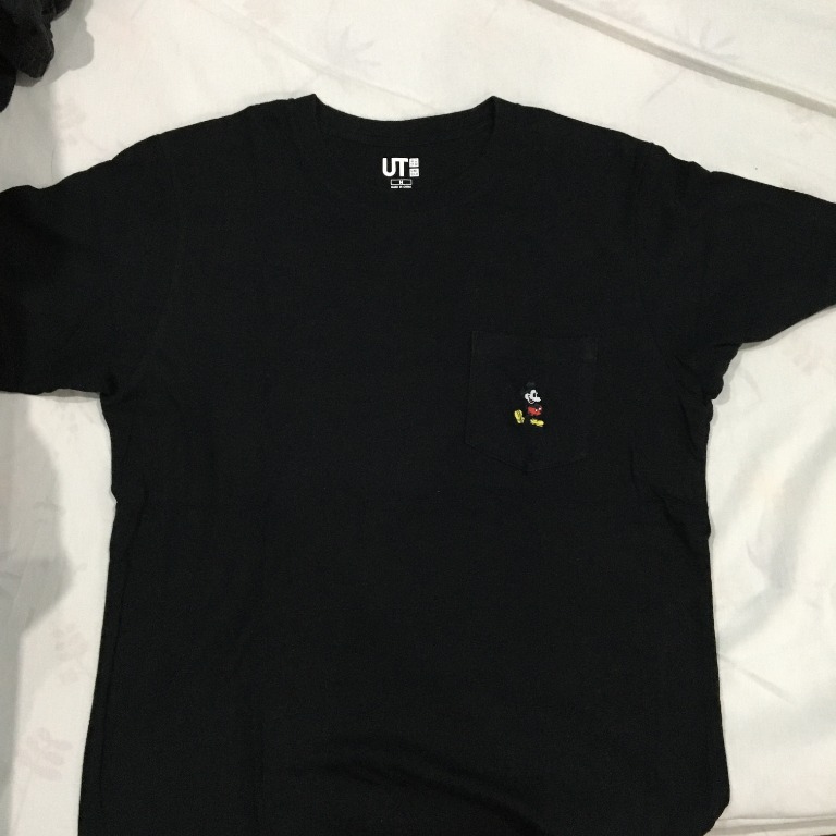 Uniqlo mickey mouse pocket tee store