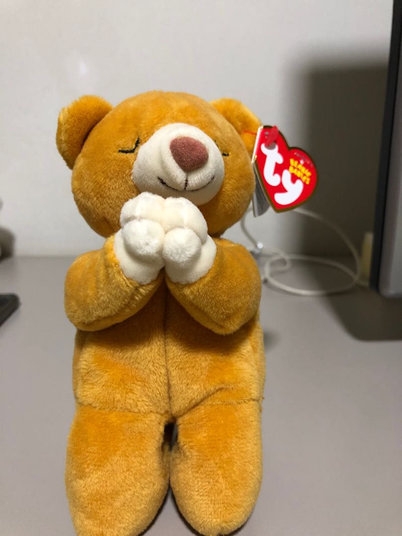 praying teddy bear