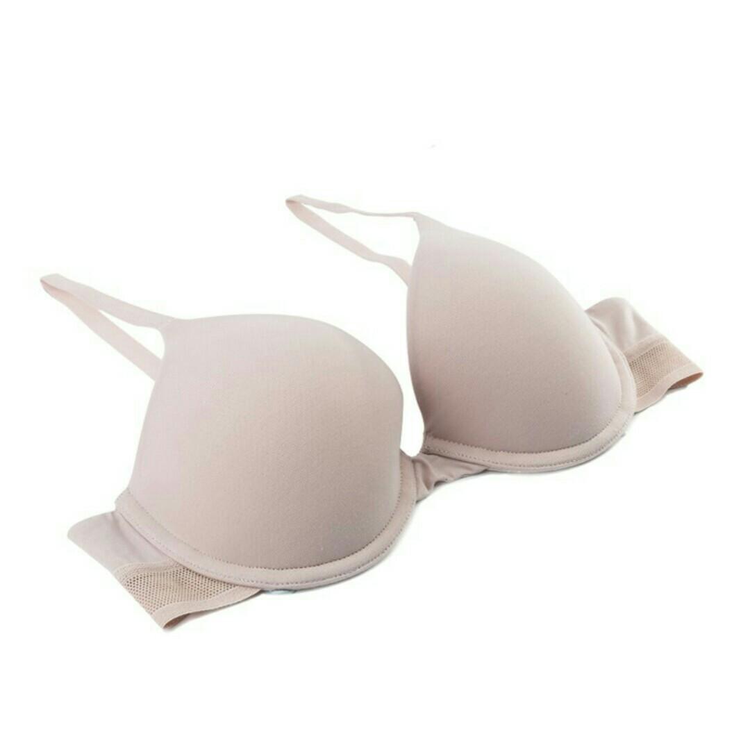 White lace demi-cup bra (75C)