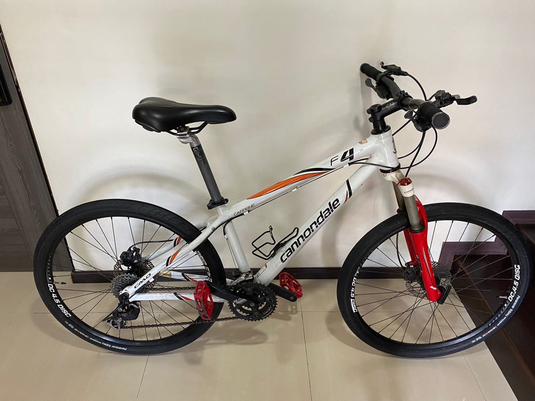 Cannondale F4 size small, Sports 