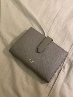 （分類：）位於 。 由 lllfn 提交（商品編號 1059354183，圖片 1）。簡介： 。