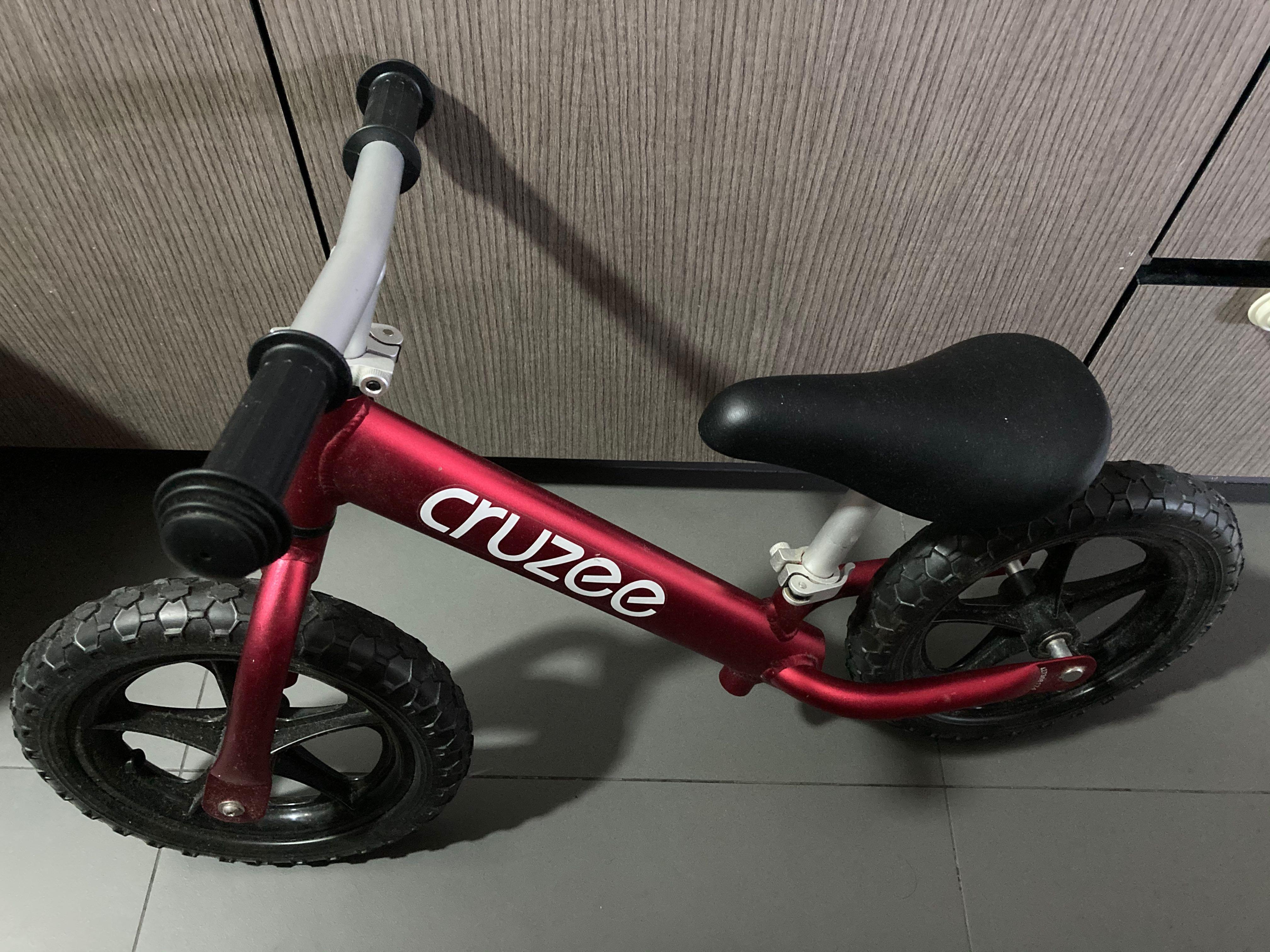 Cruzee Balance Bike, Sports Equipment 