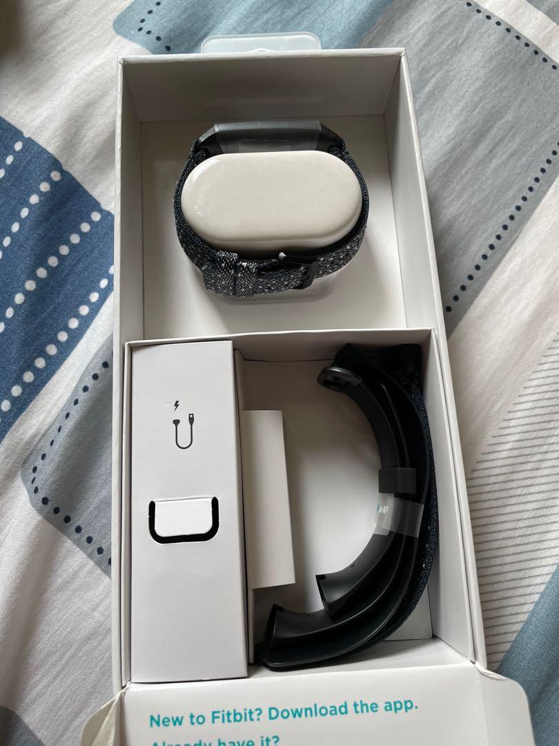 Fitbit Charge 4 Special Edition, Mobile Phones & Gadgets, Wearables