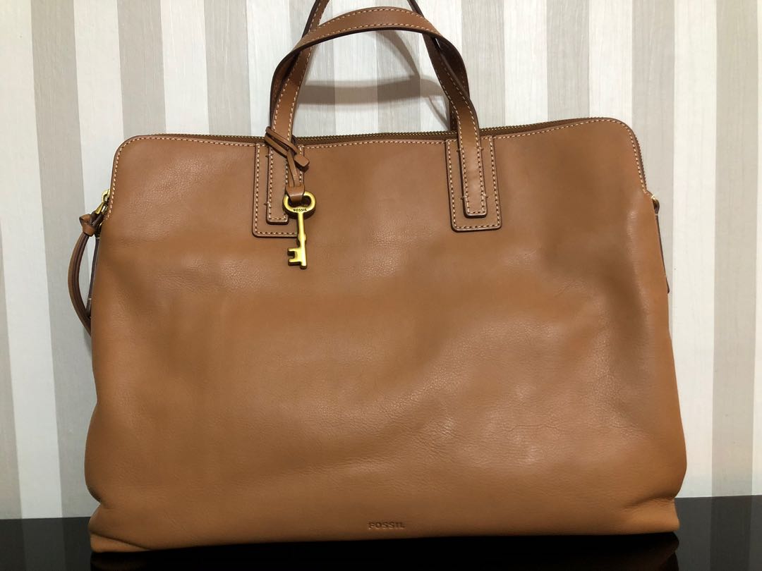 Fossil laptop clearance case