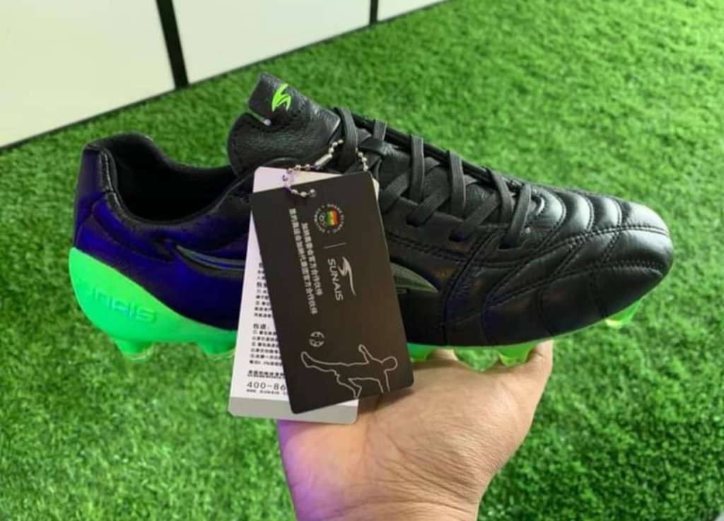 Sunais football boots clearance