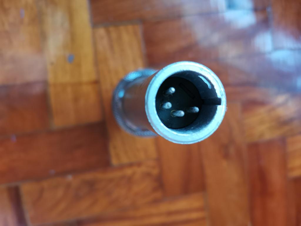 Microphone MCD70B (Category: Microphones) located in Pateros City. Submitted by bnstrade (Listing ID 1059203796, Image 3). Description: Marti Microphone MCD70B.