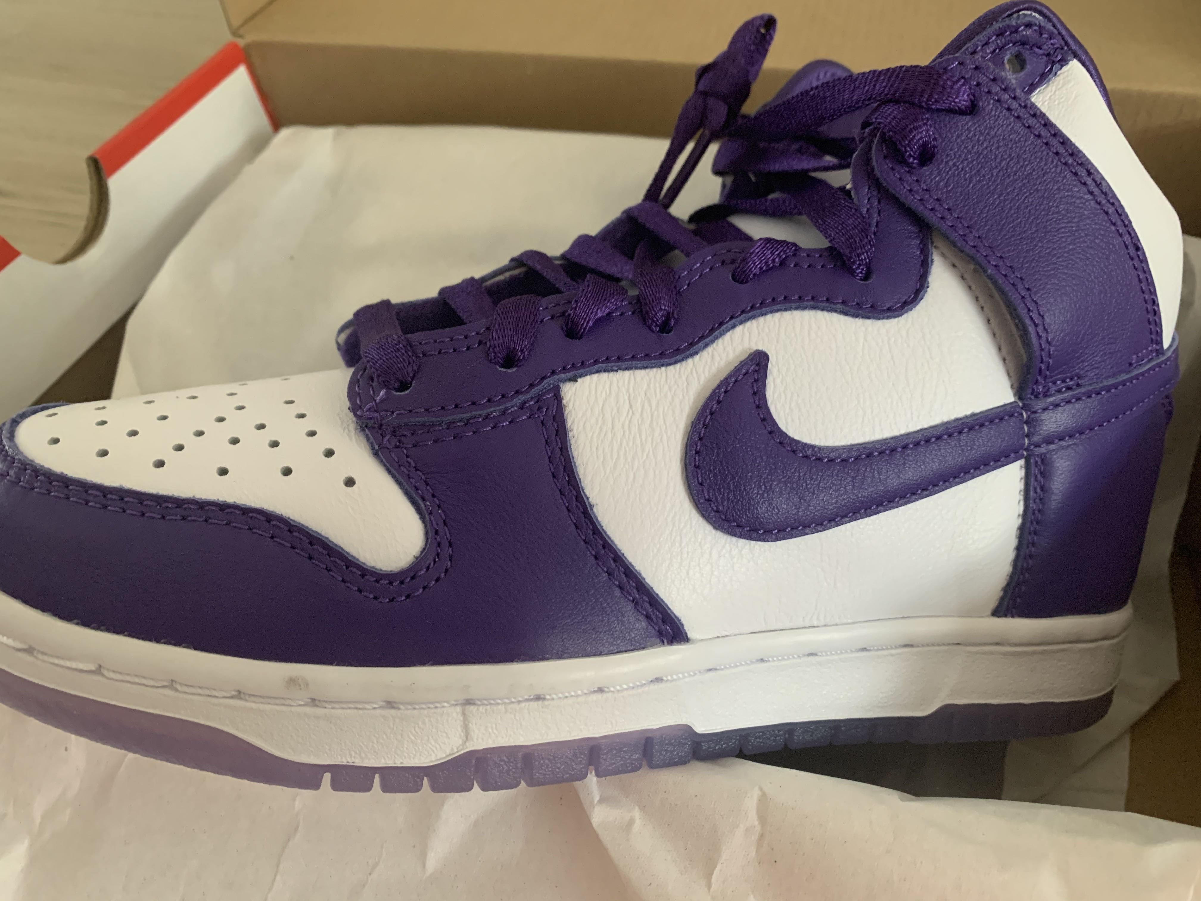 varsity purple jordan 1 dunk high