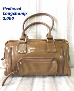 (Category: ) located in . Submitted by graciasluxurybag (Listing ID 1059235602, Image 1). Description: .