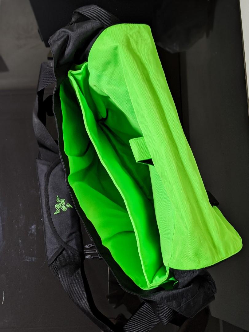 RAZER BASIC MESSENGER BAG, Men's Fashion, Bags, Sling Bags on Carousell