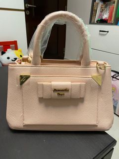（分類：）位於 。 由 anna_usagi 提交（商品編號 1059352718，圖片 1）。簡介： 。