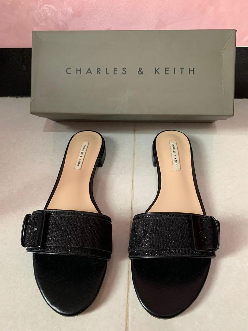 Sandal merk charles and keith clearance