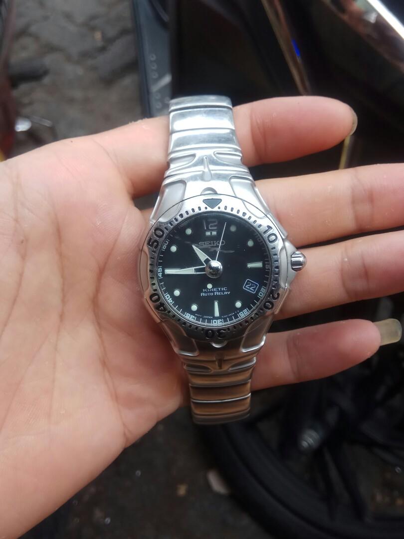 Seiko Kinetic auto relay original, Fesyen Pria, Jam Tangan di Carousell