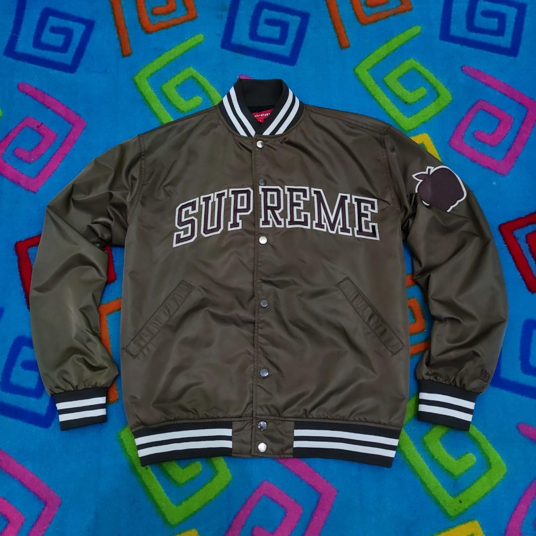 Supreme Apple Varsity Fesyen Pria Pakaian Baju Luaran di Carousell