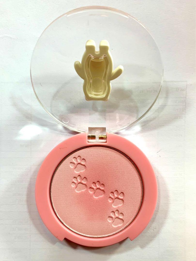 Tony Moly Bling Cat Powder Blush (Category: Makeup) located in Manila. Submitted by annjilm (Listing ID 1059384718, Image 2). Description: This is in the shade 02 Pink Moment and it is brand new and original. You can get a discount if you will get it with other products from my carousell page. .