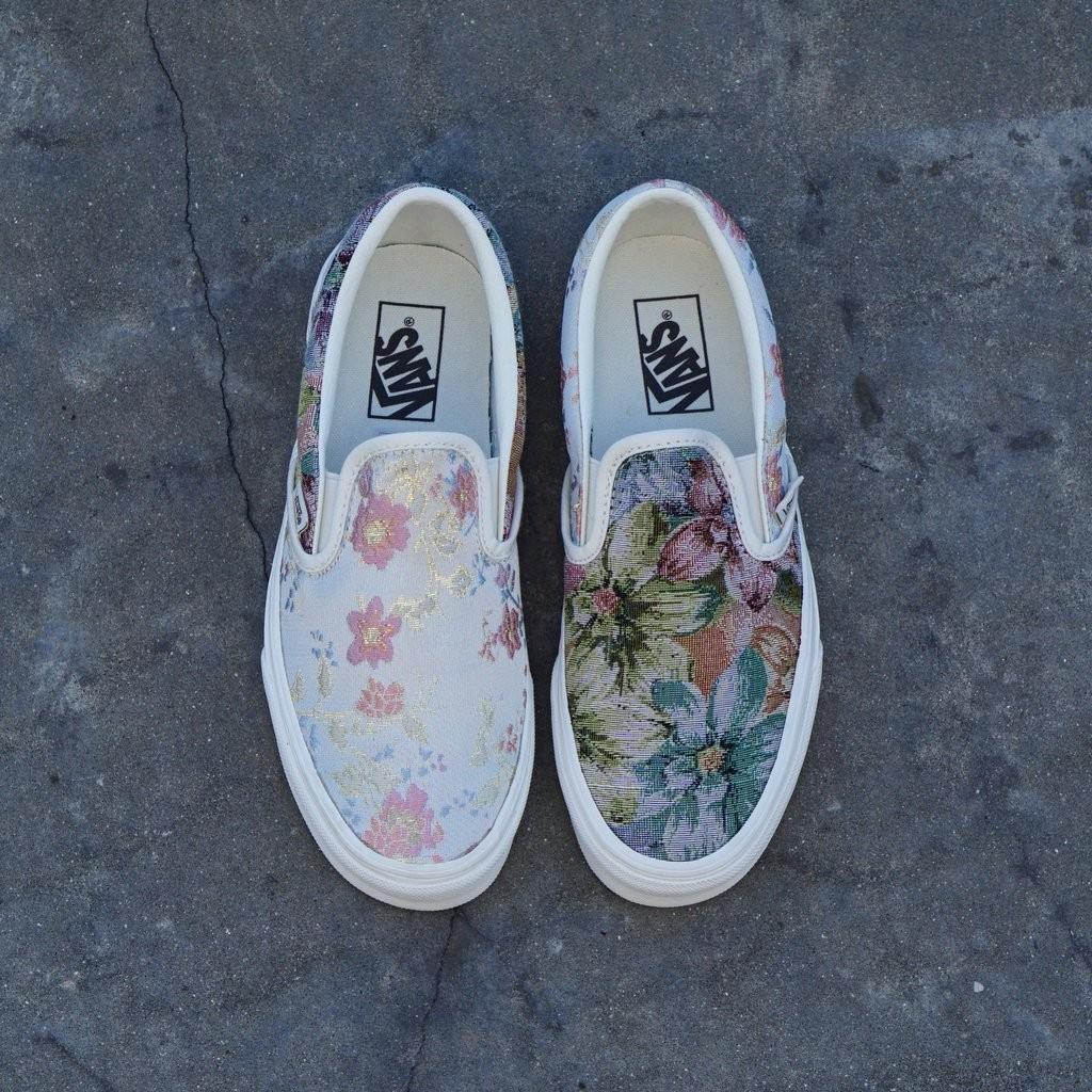 vans tapestry slip on