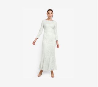 (Category: ) located in . Submitted by ezzatywardrobe (Listing ID 1059292101, Image 1). Description: .