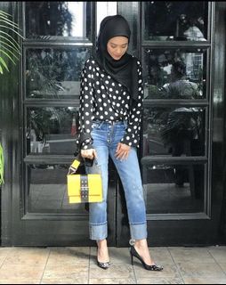 (Category: ) located in . Submitted by nurnasuha_ (Listing ID 1059319135, Image 1). Description: .