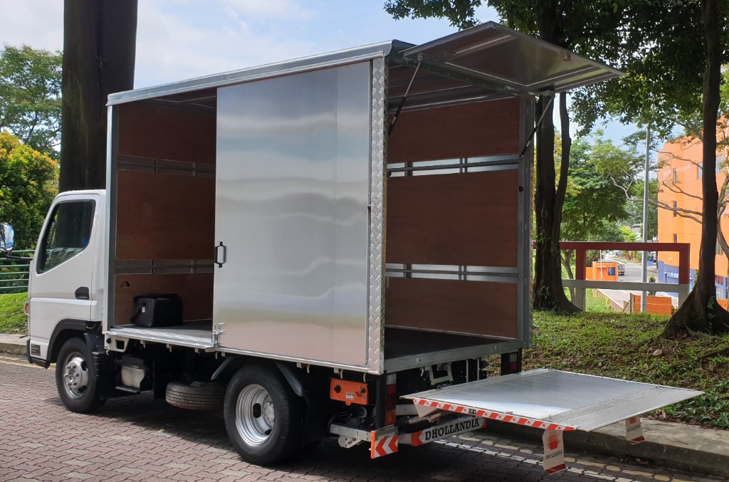 10ft lorry with tailgate transport service., Home Services, Movers