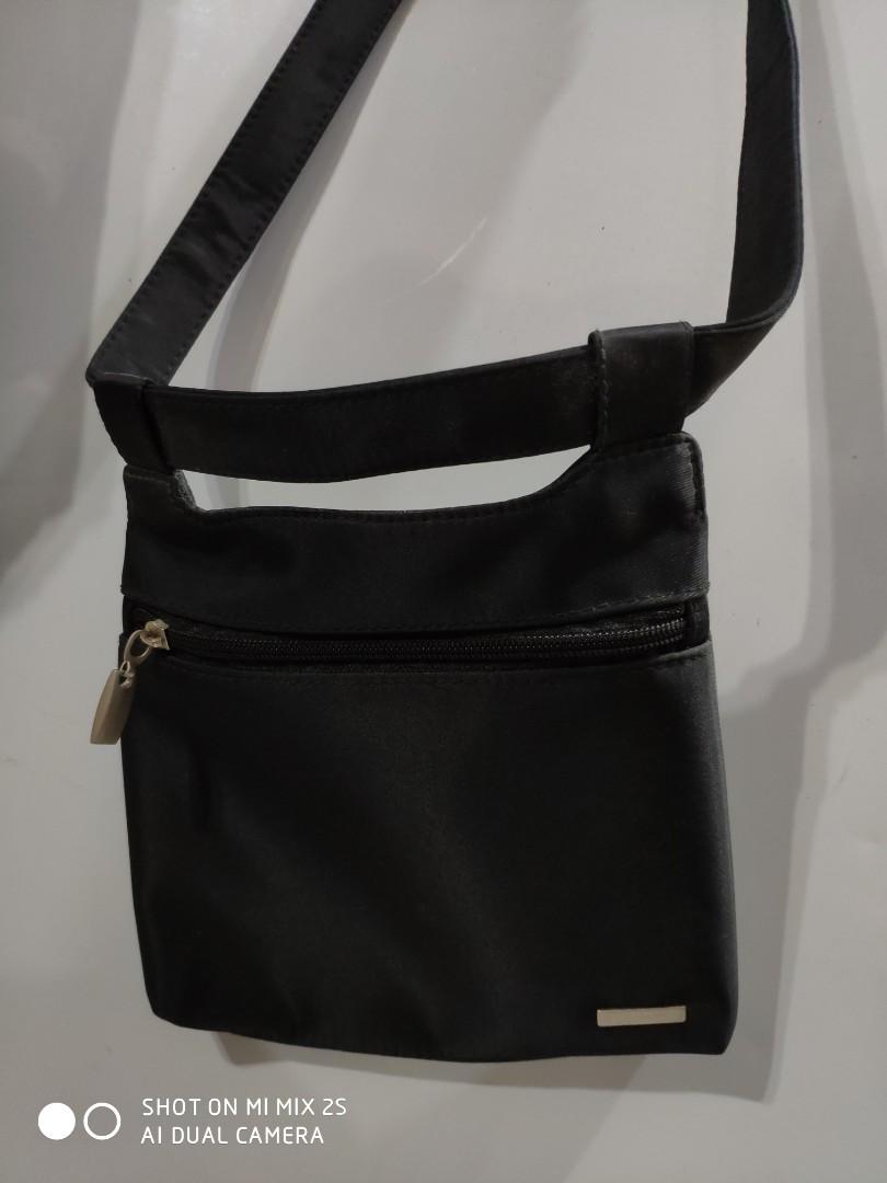3 zippers waist bag with bottle holder small belt bag slim waist bag Carousell