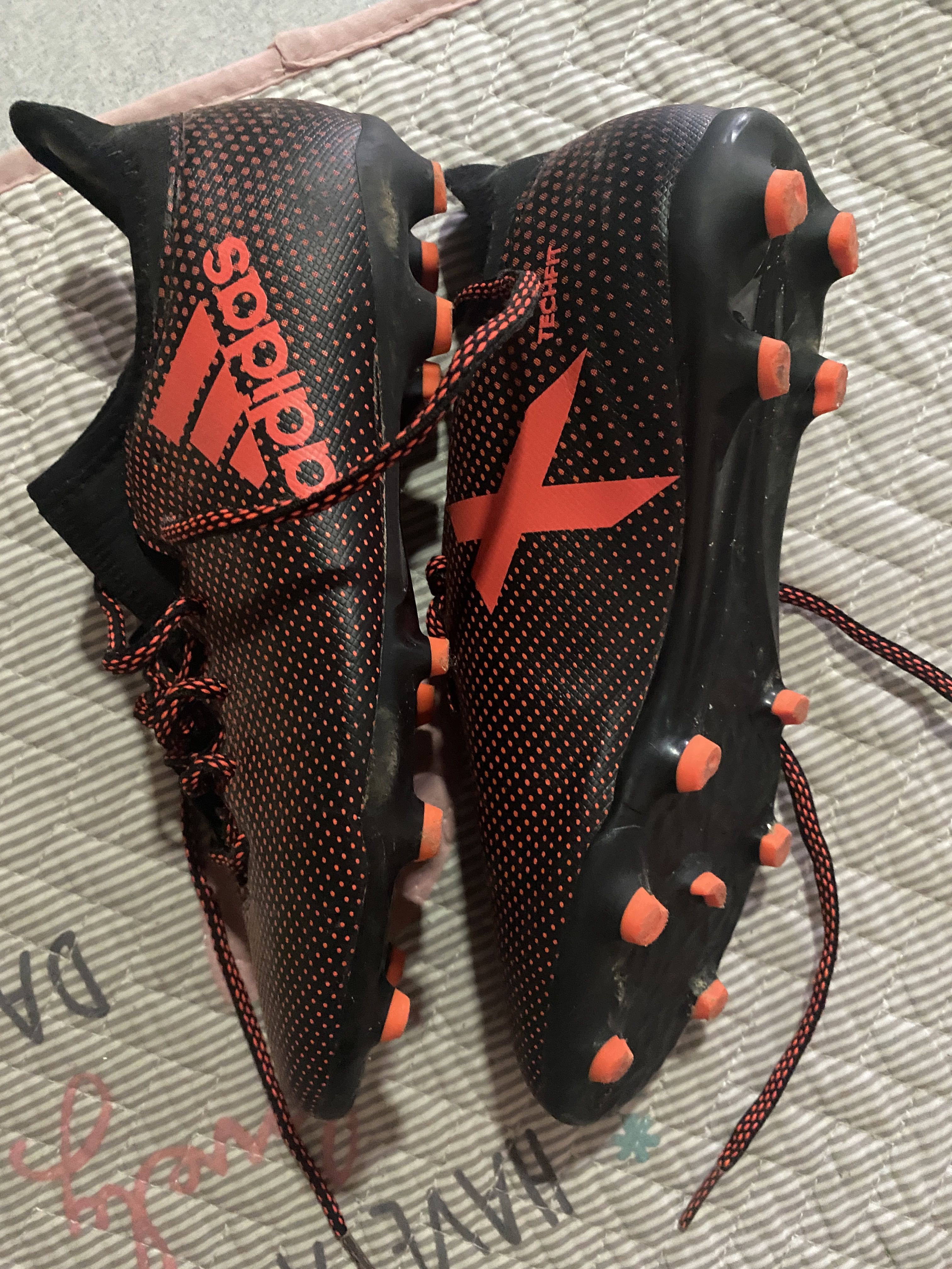 adidas soccer boots kids