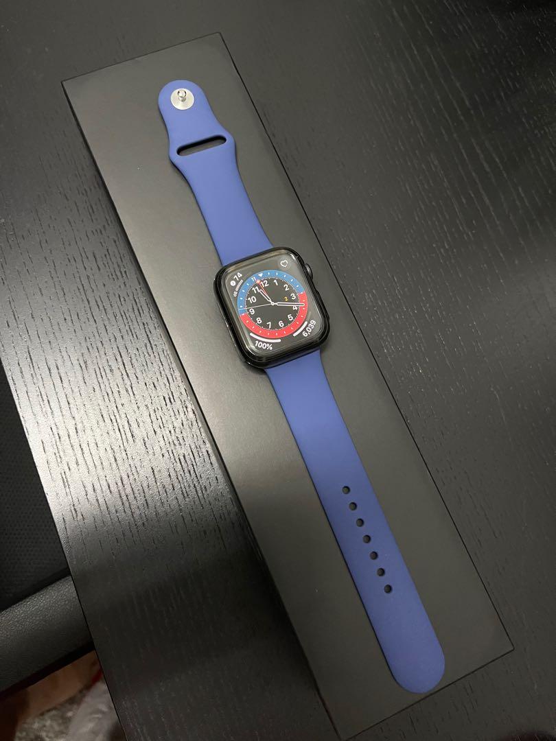 Apple Watch S5 Nike+ 44mm Space Gray, Men's Fashion, Watches on Carousell