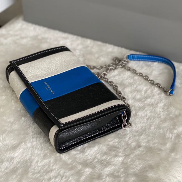 Balenciaga bazar wallet sale