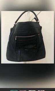（分類：）位於 。 由 garygarygc 提交（商品編號 1053408799，圖片 1）。簡介： 。