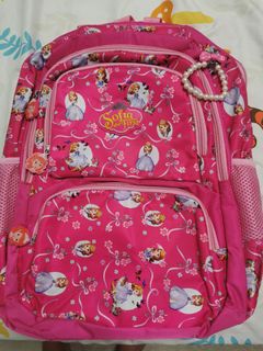 (Category: ) located in . Submitted by chanel_23 (Listing ID 1053438235, Image 1). Description: .