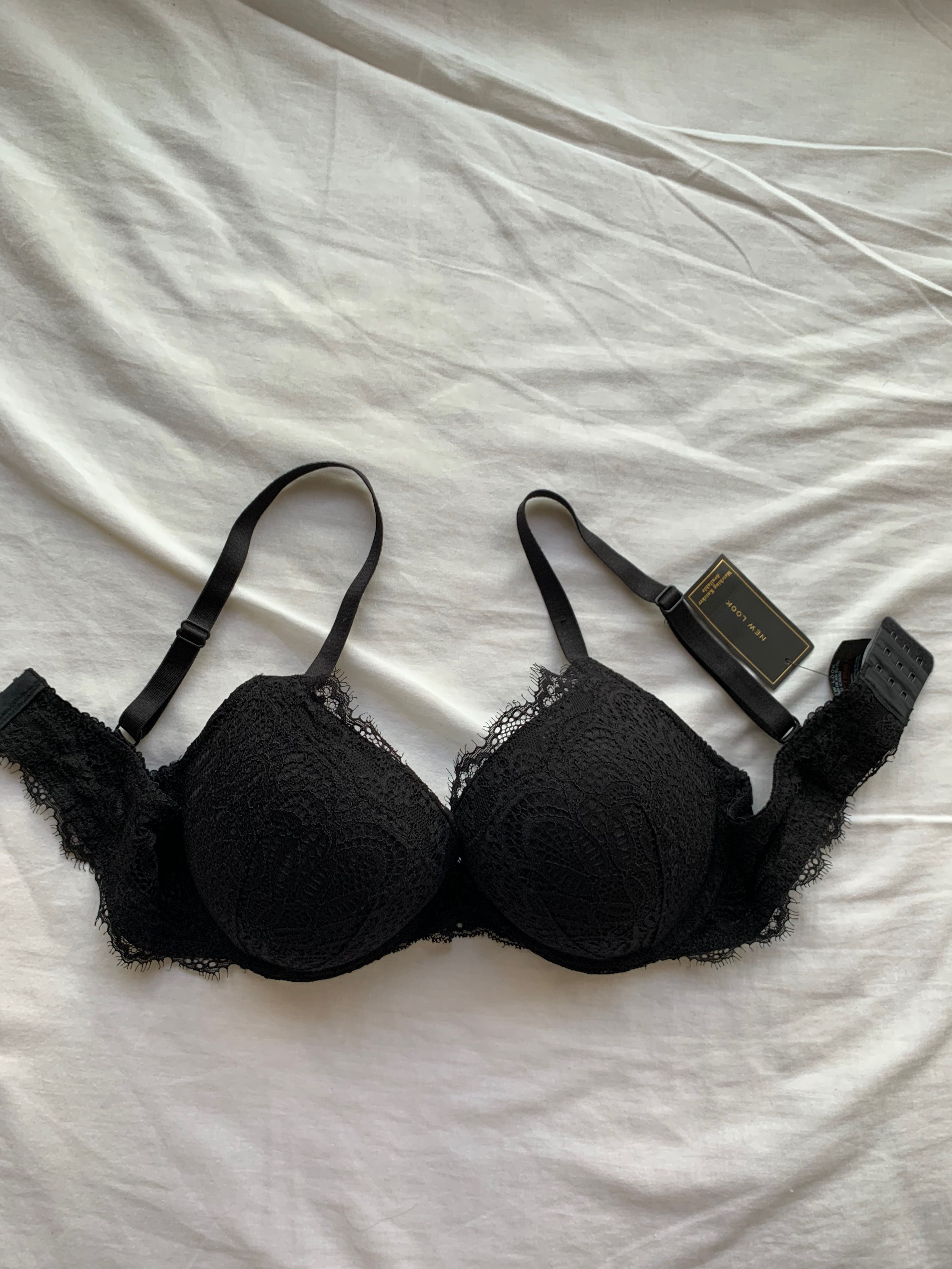 BNWT New Look Push Up Bra, Women's Fashion, New Undergarments & Loungewear  on Carousell