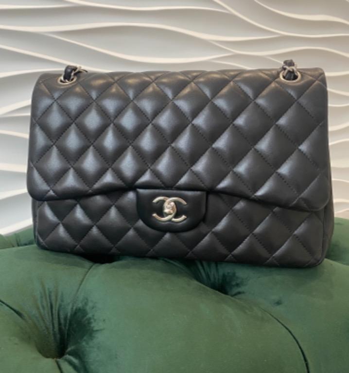 Chanel Jumbo Classic Double Flap Black Lamb with SHW, Women's Fashion, Bags  & Wallets, Shoulder Bags on Carousell