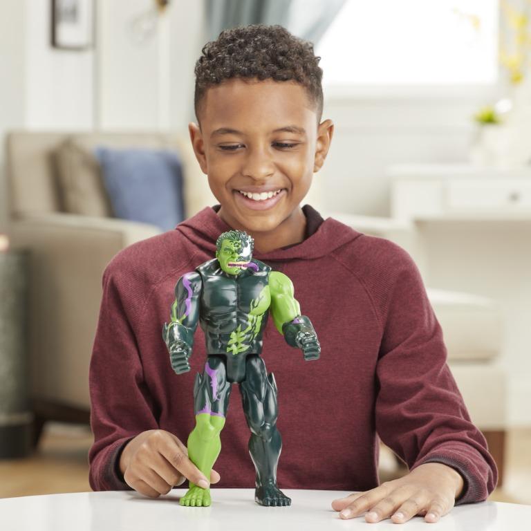 Hasbro Marvel Titan Hero Series Iron Man Vs. Venomized Hulk Action