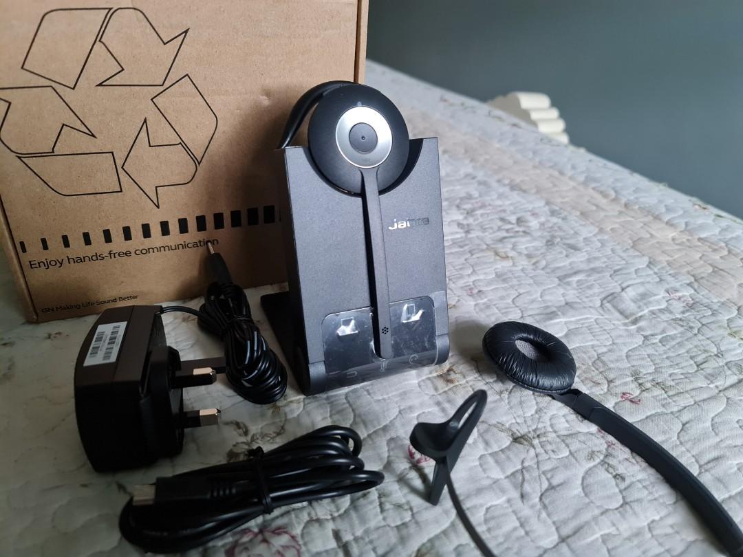 dual connectivity headphones