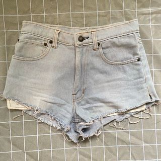 (Category: ) located in . Submitted by jo.sell.a (Listing ID 1053347818, Image 1). Description: .