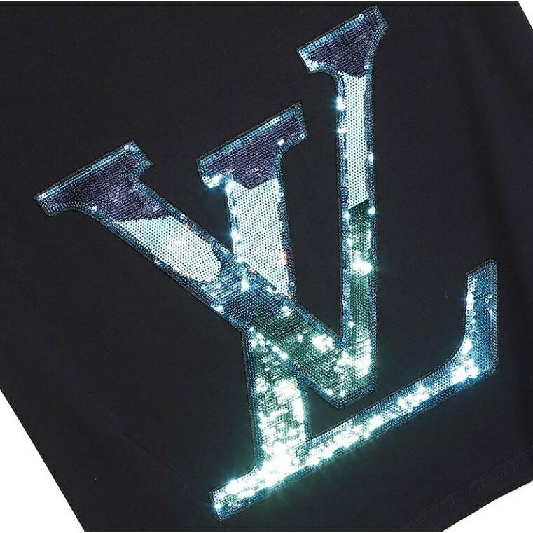 Louis Vuitton ✓Reflective Logo T-shirt Men Size XXL. Rare