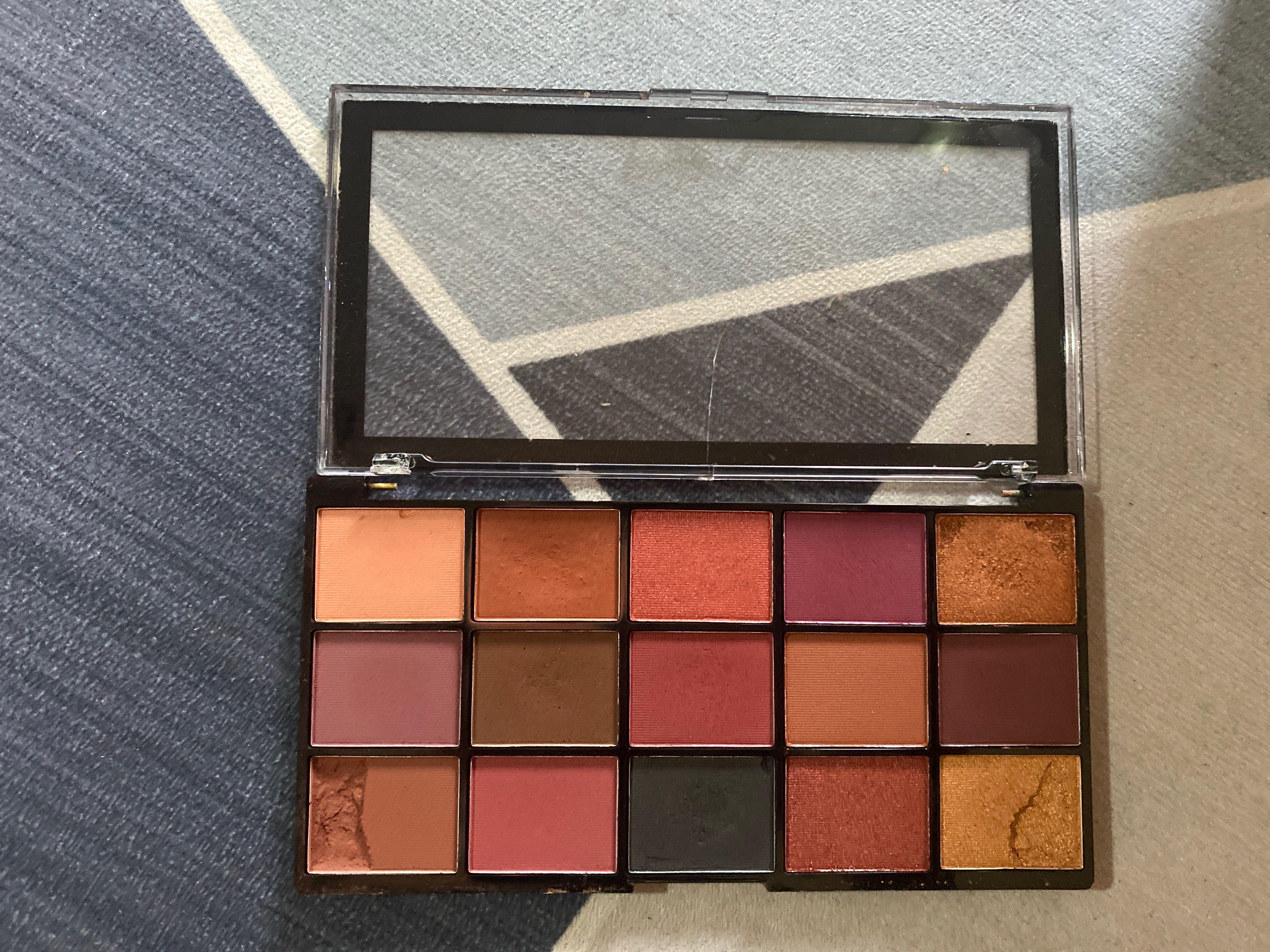 revolution reloaded palette, Beauty & Personal Care, Face, Makeup on Carousell