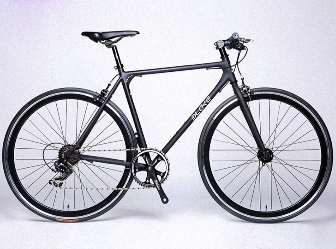 matte black hybrid bike