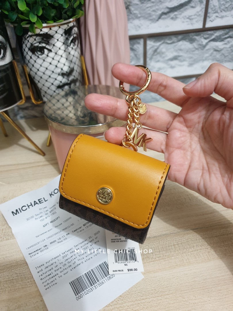 Michael kors airpods case/bag charm coin purse, Audio, Portable Audio  Accessories on Carousell