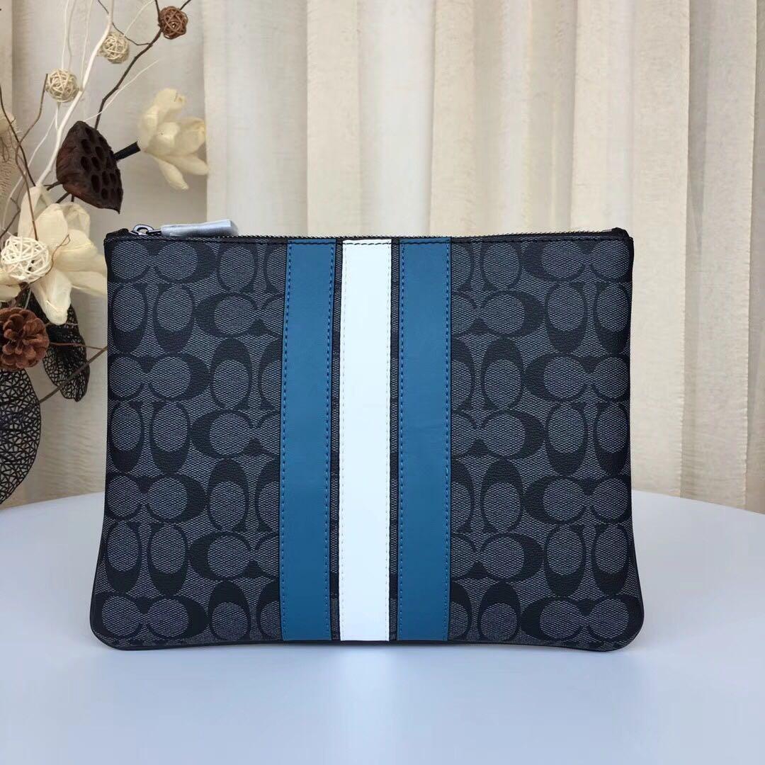Original COACH LARGE POUCH IN SIGNATURE CANVAS WITH VARSITY