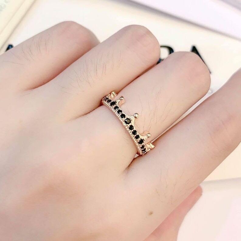 pandora black sparkling crown ring