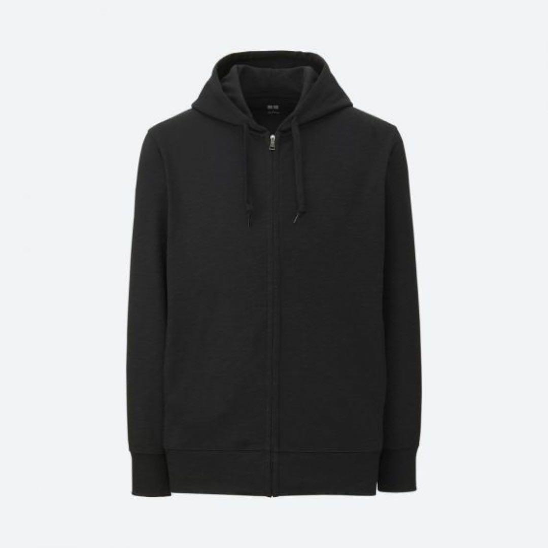 Uniqlo Airism Black Hoodie (Men's Section), Men's Fashion, Coats, Jackets  and Outerwear on Carousell