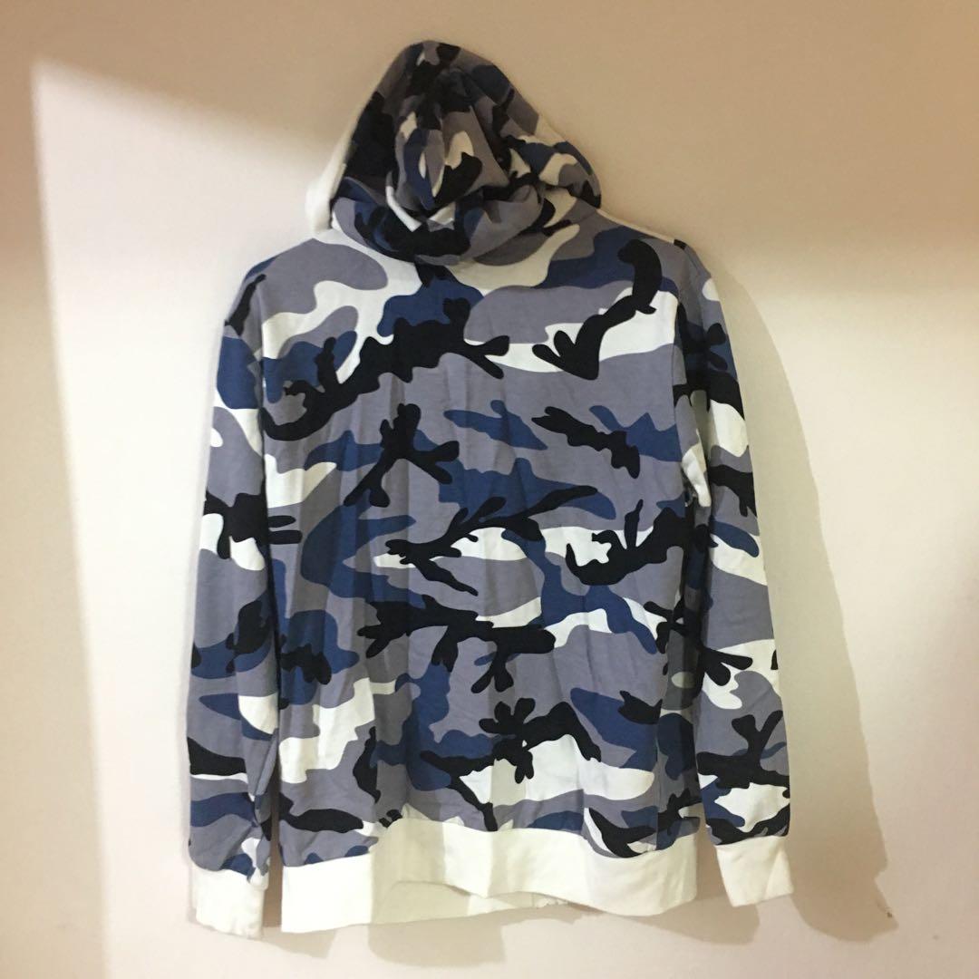 Mens blue clearance camo hoodie
