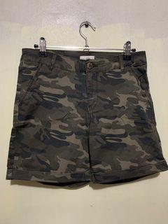 Terranova camouflage print shorts