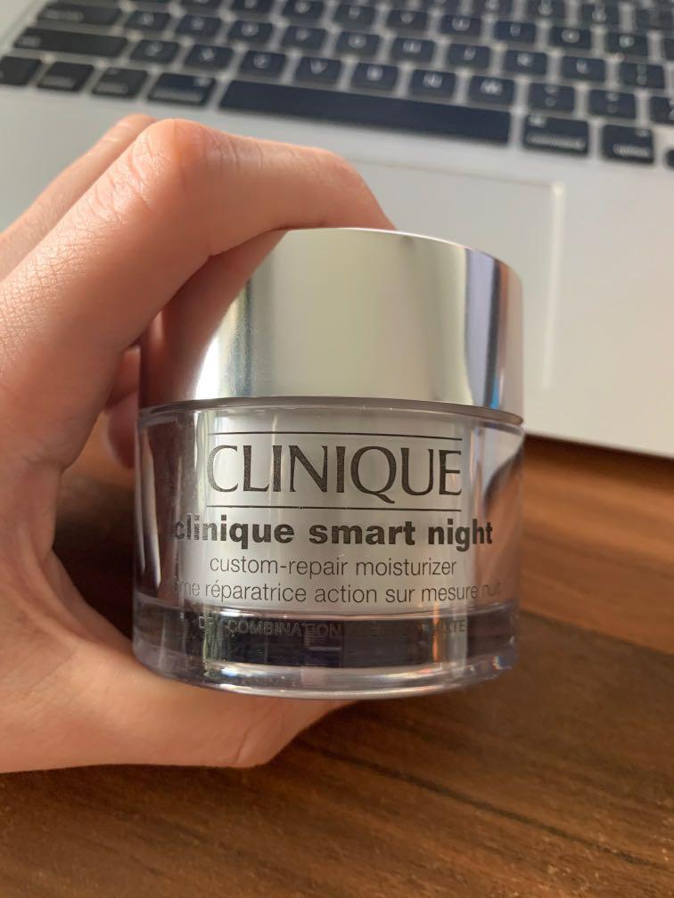 clinique smart night custom repair moisturiser