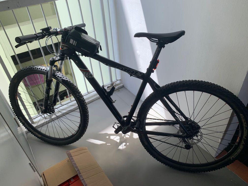 Felt nine mountain 2025 bike