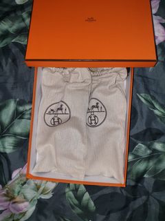 (Category: ) located in . Submitted by chanelbrand (Listing ID 1059452736, Image 1). Description: .
