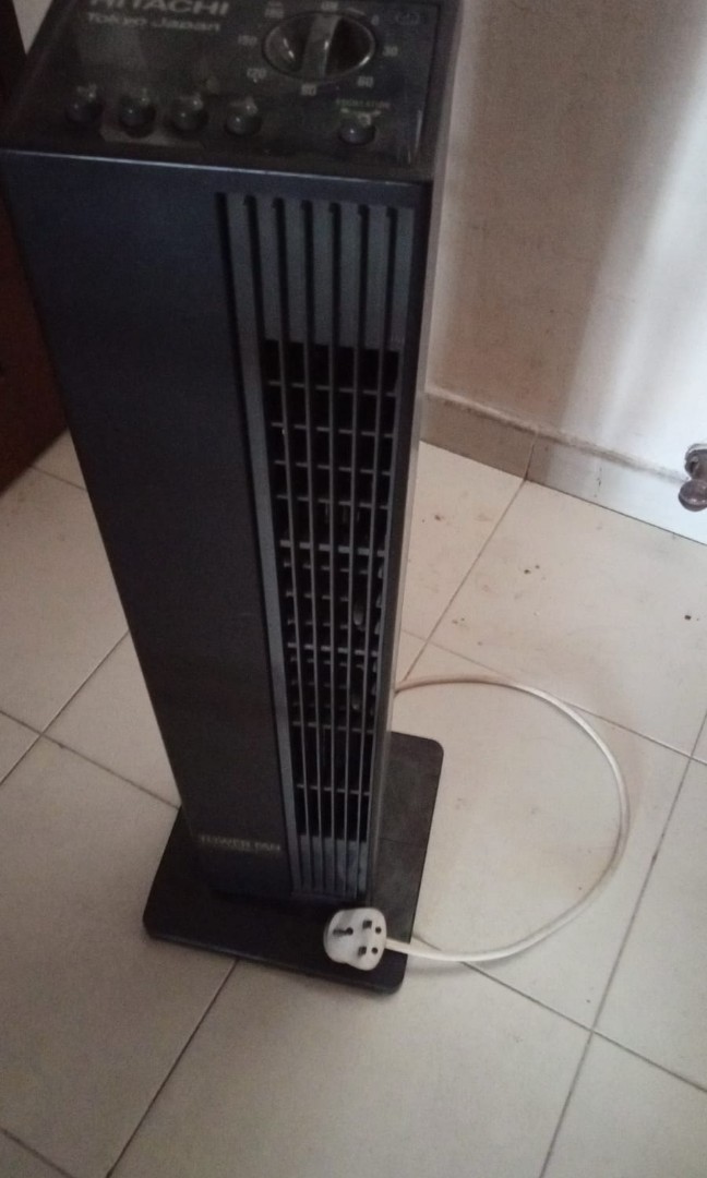 Hitachi Tower fan, Furniture & Home Living, Lighting & Fans, Fans on
