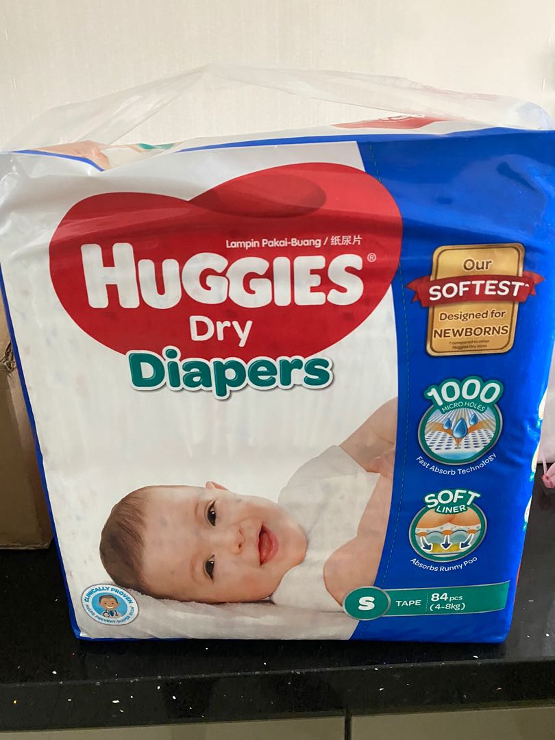 Huggies dry shop diapers s