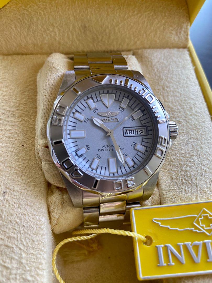 Invicta 7048 watch