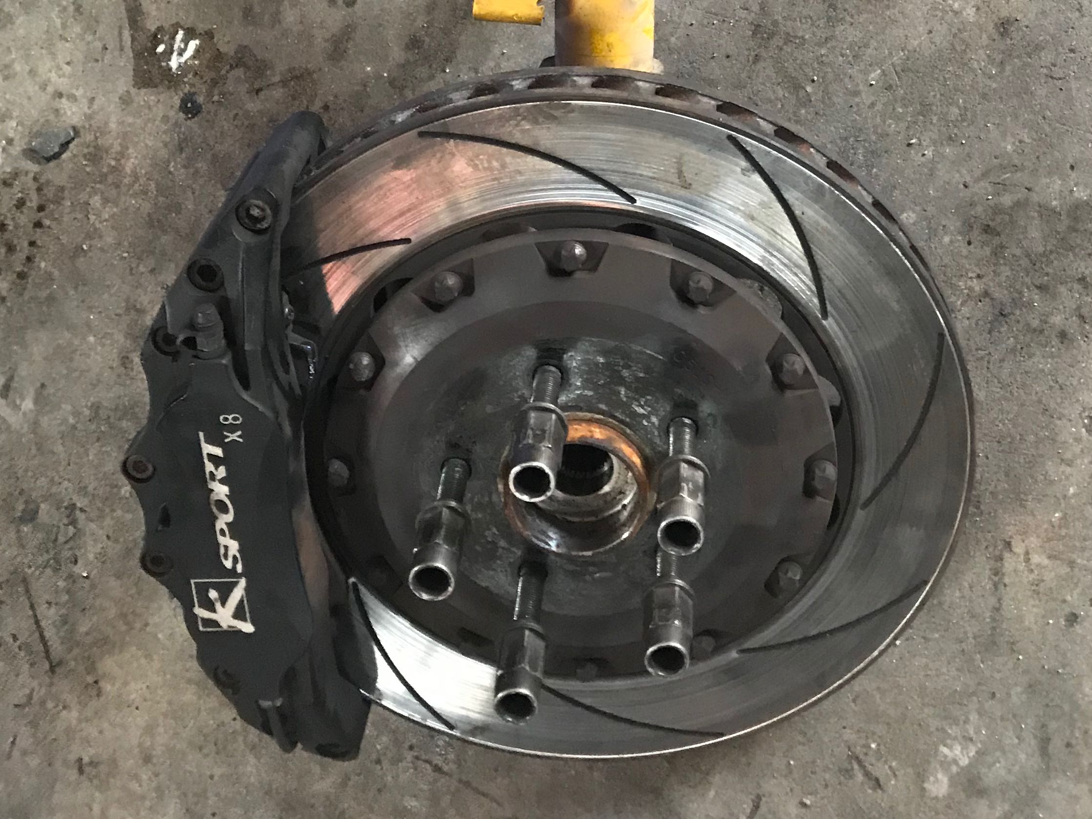 Ksport x8 Brake kit with rotors Previously used on Ford 5x108, Car Accessories, Accessories on